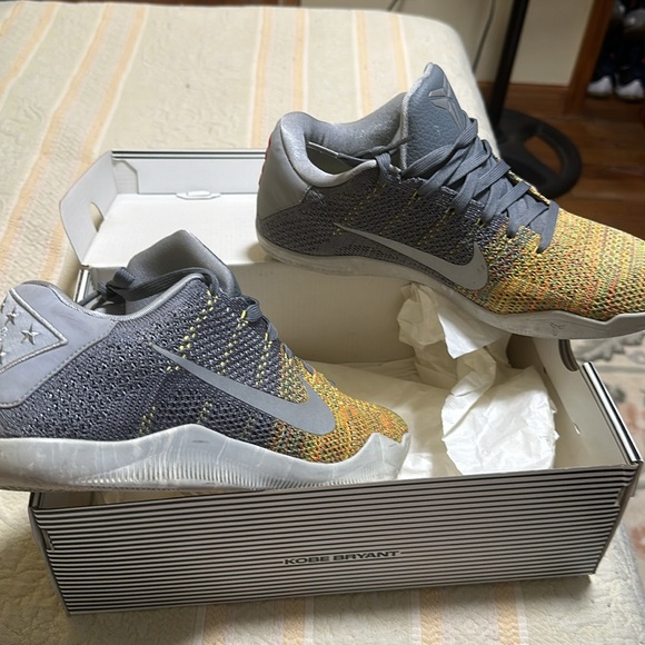 Original Kobe Bryant size 9 - Picture 7 of 10